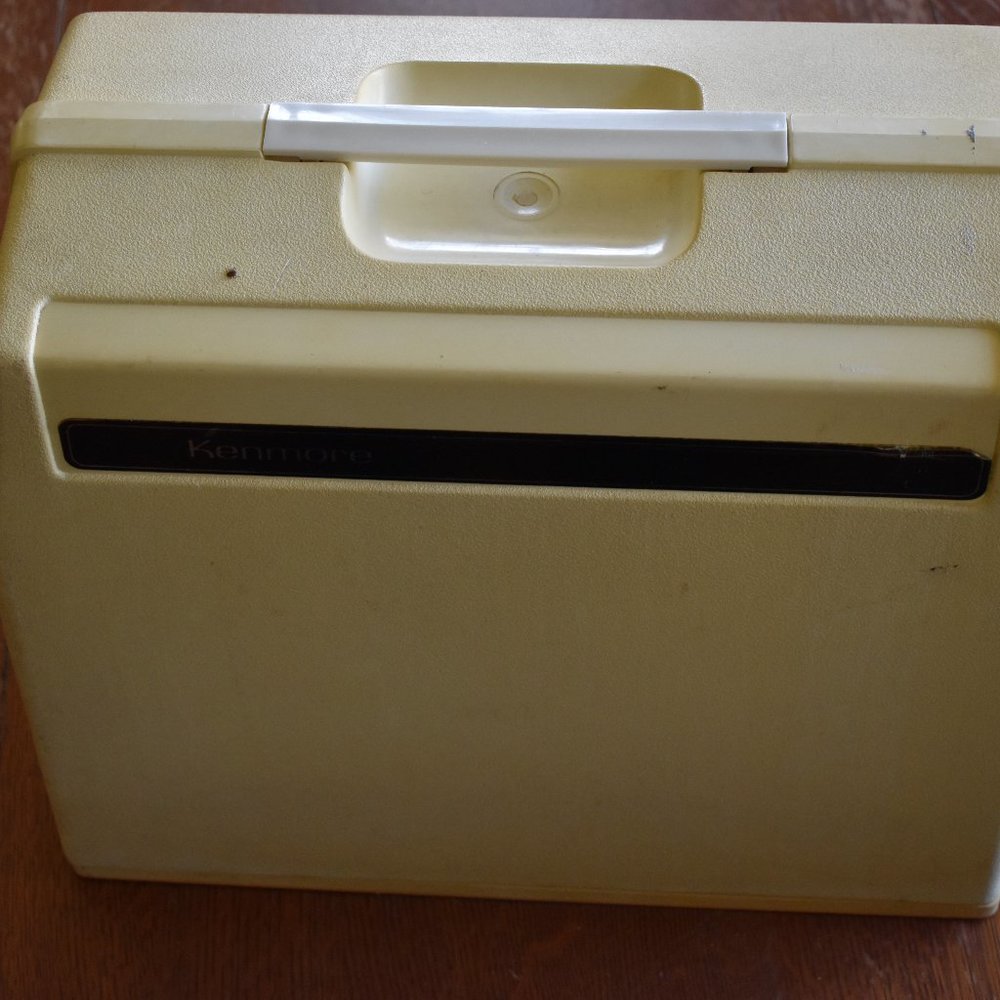 Kenmore Sewing Machine 12 Stitch Model 158.1355080